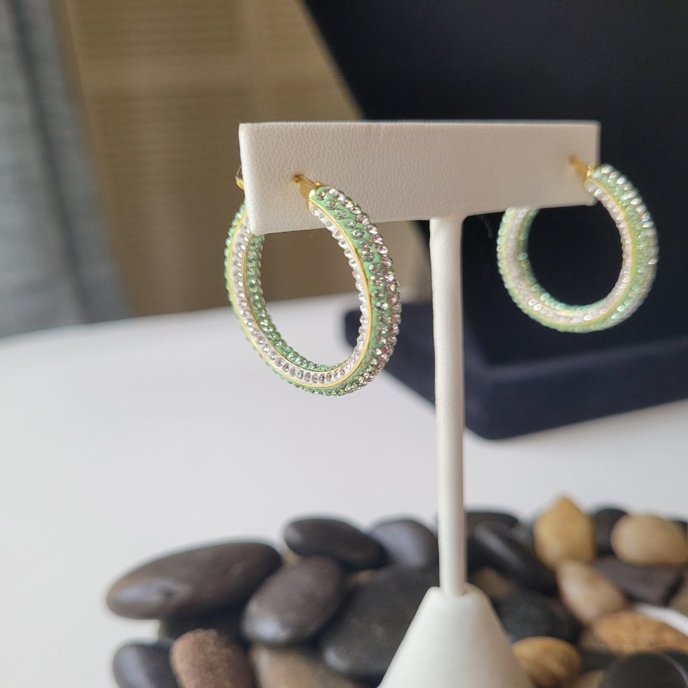 Hoop Earrings with Green & White Crystal 18k y GP